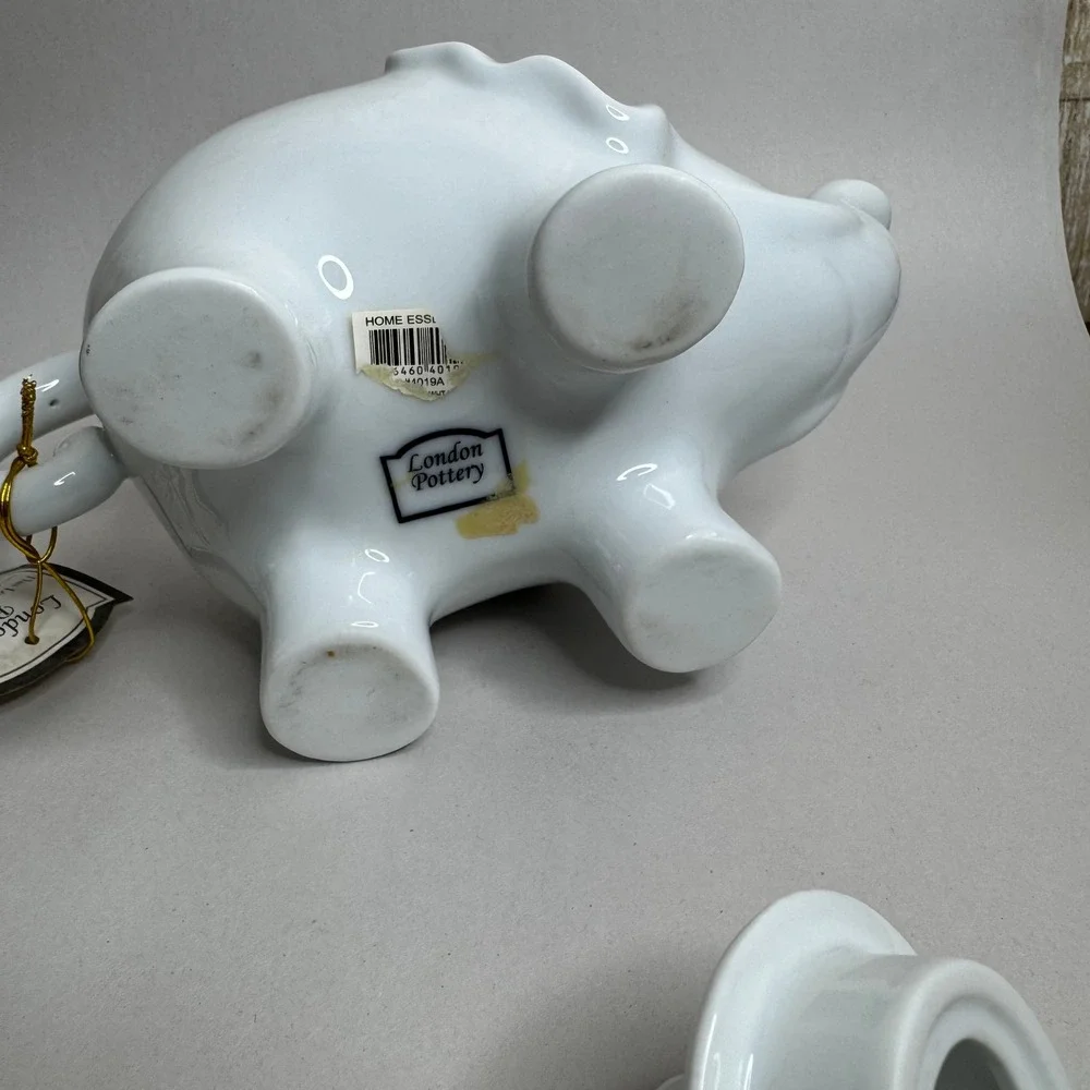 London‎ Pottery White Ceramic Elephant Teapot With Lid